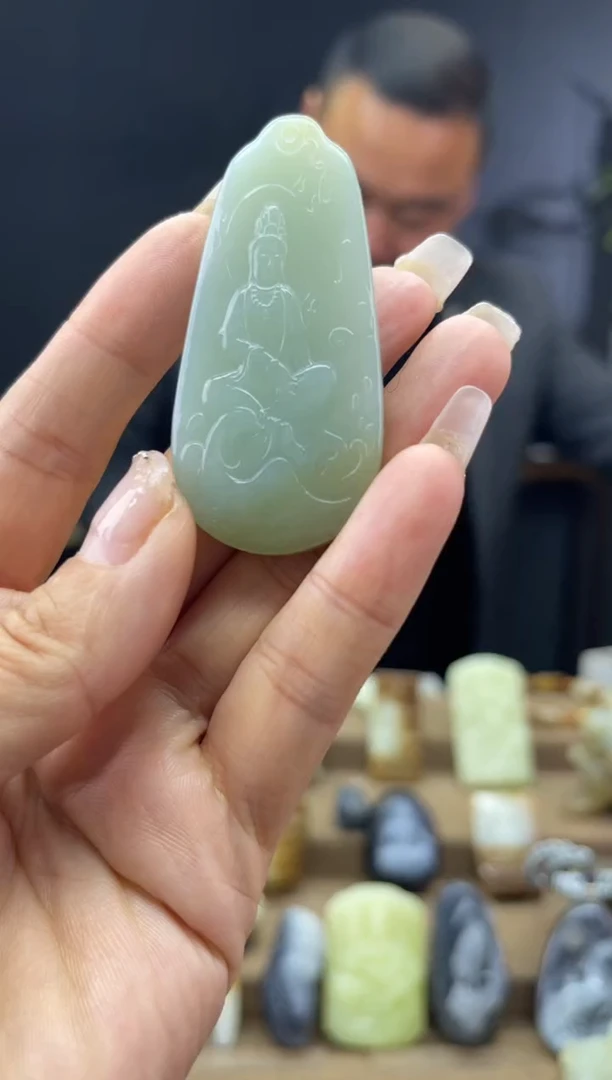 颈饰未镶嵌和田玉1