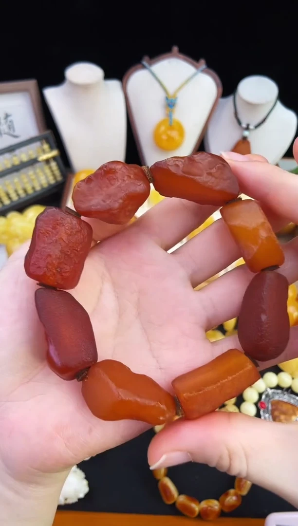 琥珀未镶嵌珠宝奇石柒月