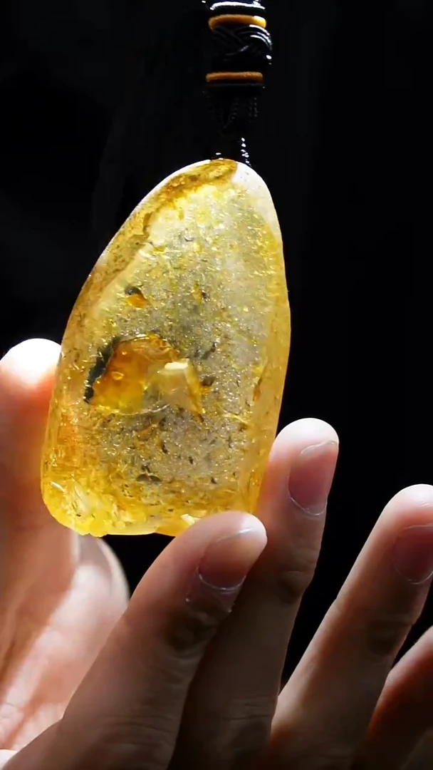 吊坠(赠链)未镶嵌水晶水晶