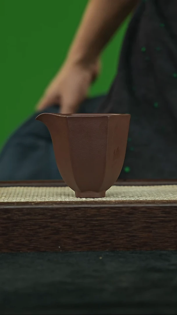 紫砂其他@@YZGT15985静星公道杯（紫泥