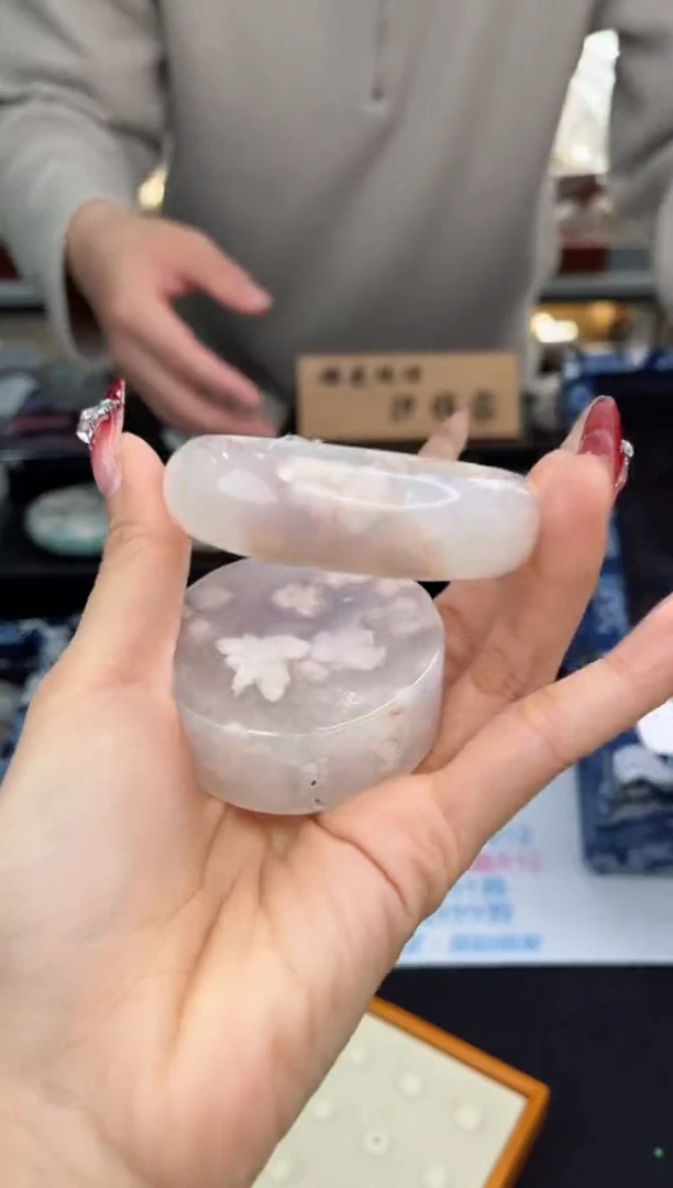 【闪购商品】石英质玉手镯未镶嵌57圈口（不退不换）1505014