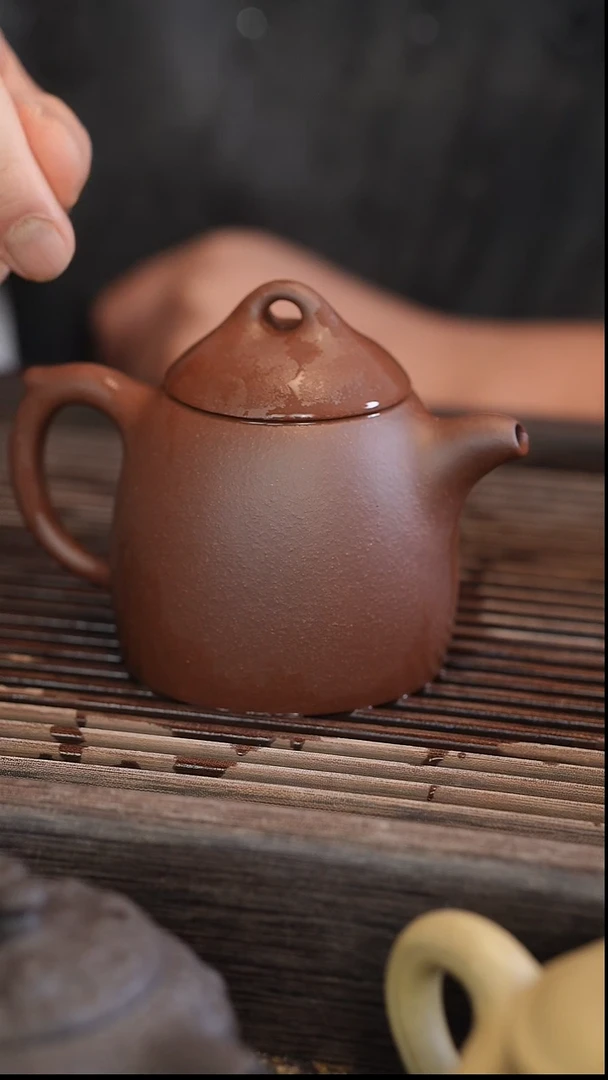 茶壶紫砂秦权 18目 紫泥 半手工 230cc