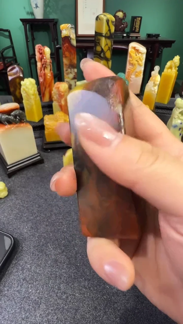 【闪购商品】青田石菜花紫檀素章