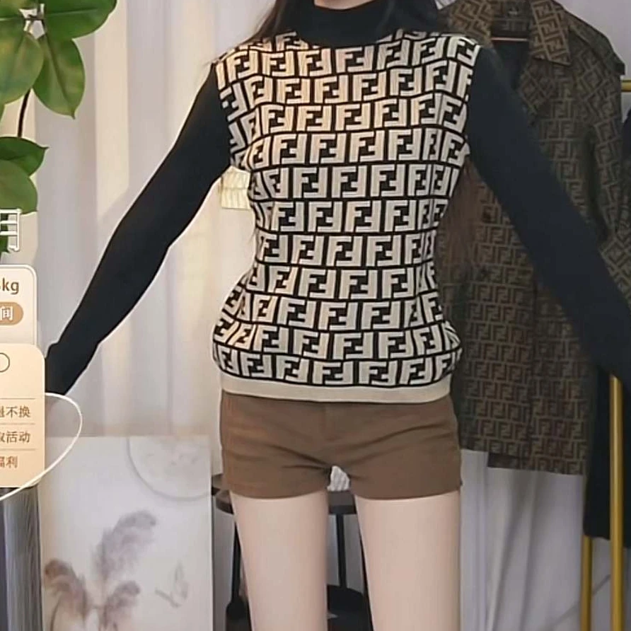 95新 FENDI/芬迪 老花高领针织毛衣/fy2144