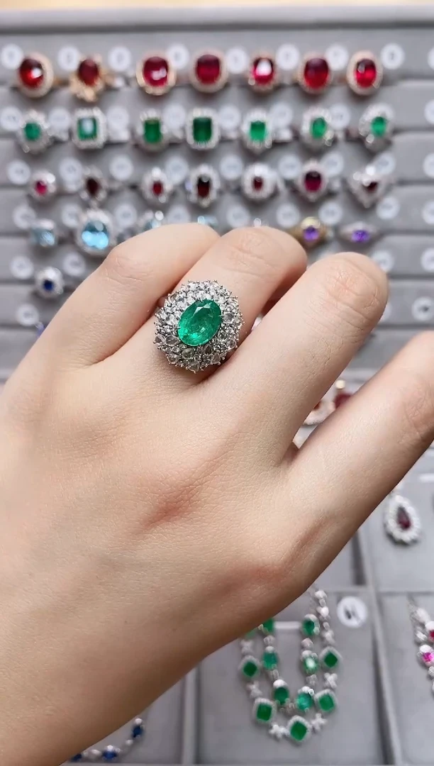 【闪购商品】祖母绿18K金戒指18K金镶嵌·