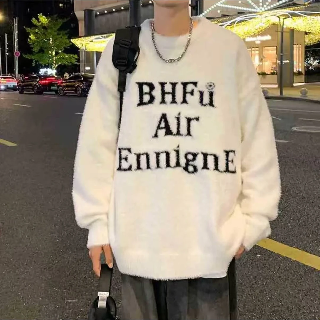 A24-1白色“BUFU字母”圆领毛衣