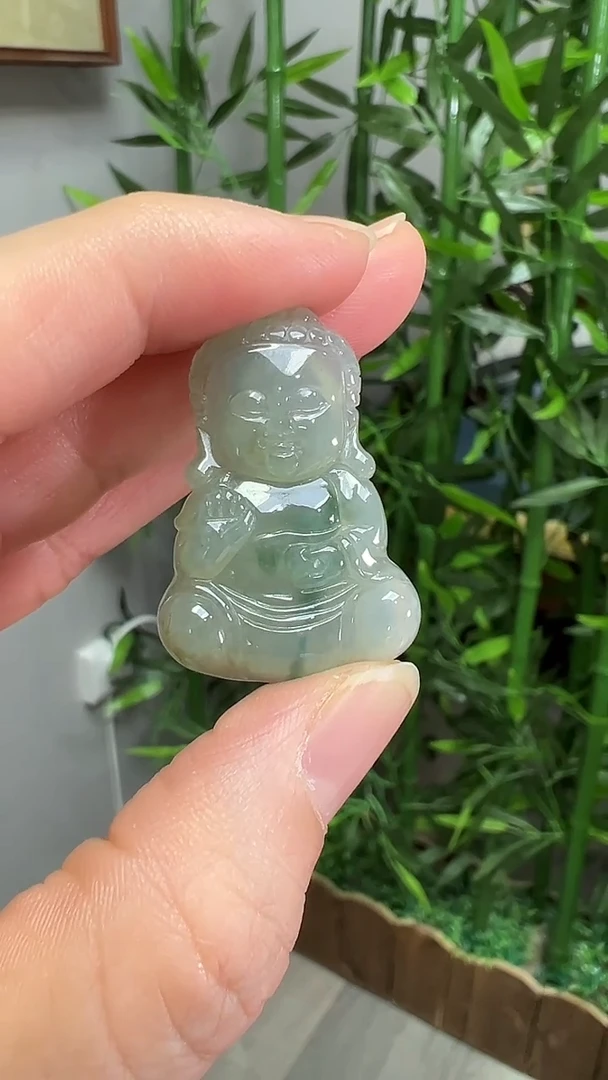 颈饰未镶嵌翡翠吊坠