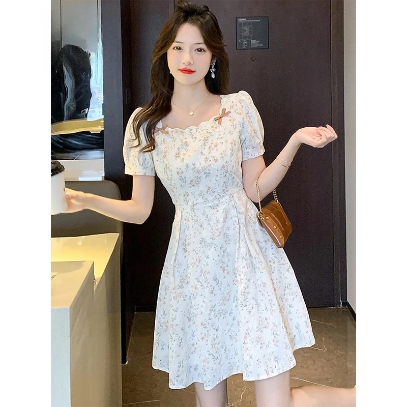 法式茶歇碎花连衣裙子女士夏季时尚小个子气质小清新短裙2025新款