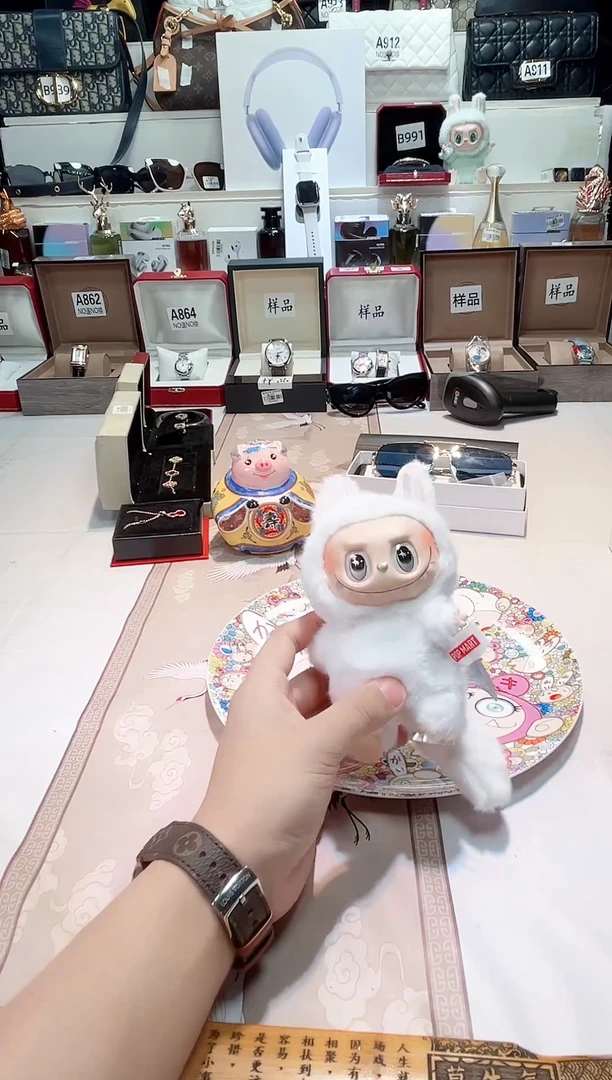 瓷片瓷器 库房到期 全部地板价@@1
