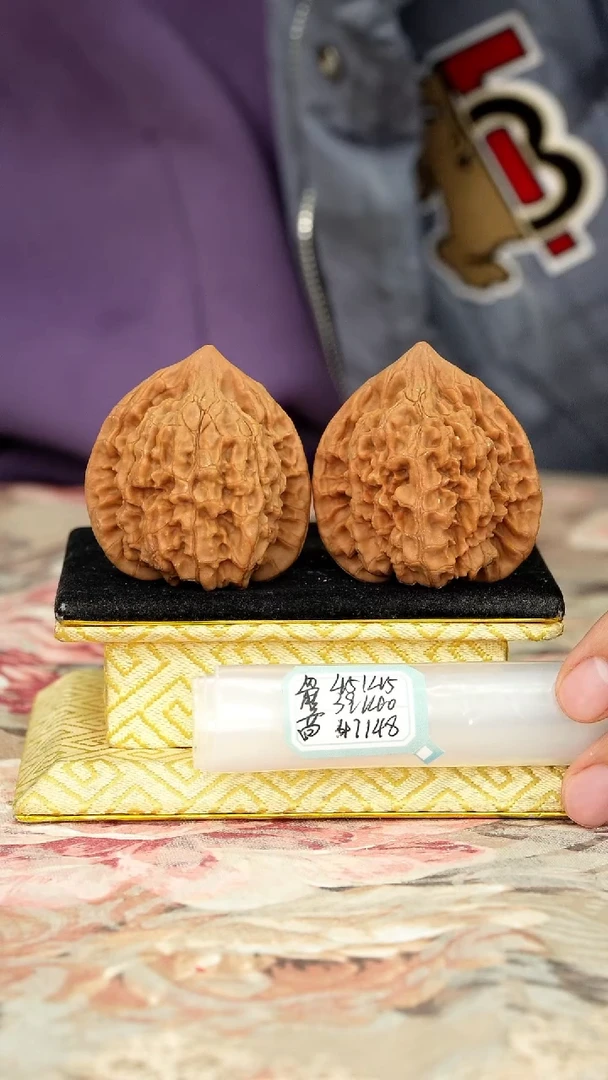 【闪购商品】文玩核桃把件官帽