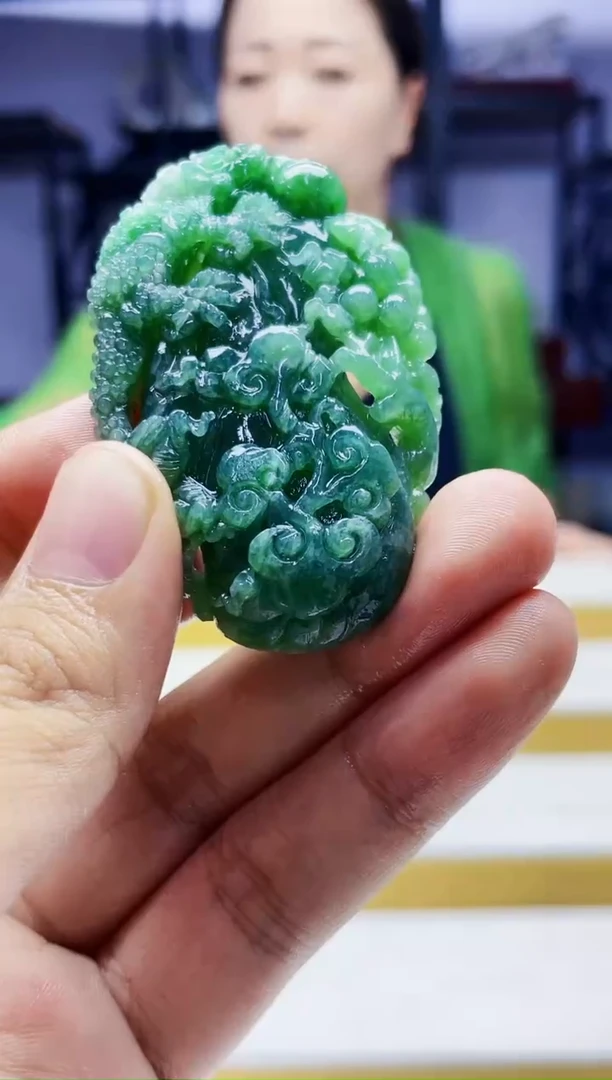 定制翡翠未镶嵌毛货05300244