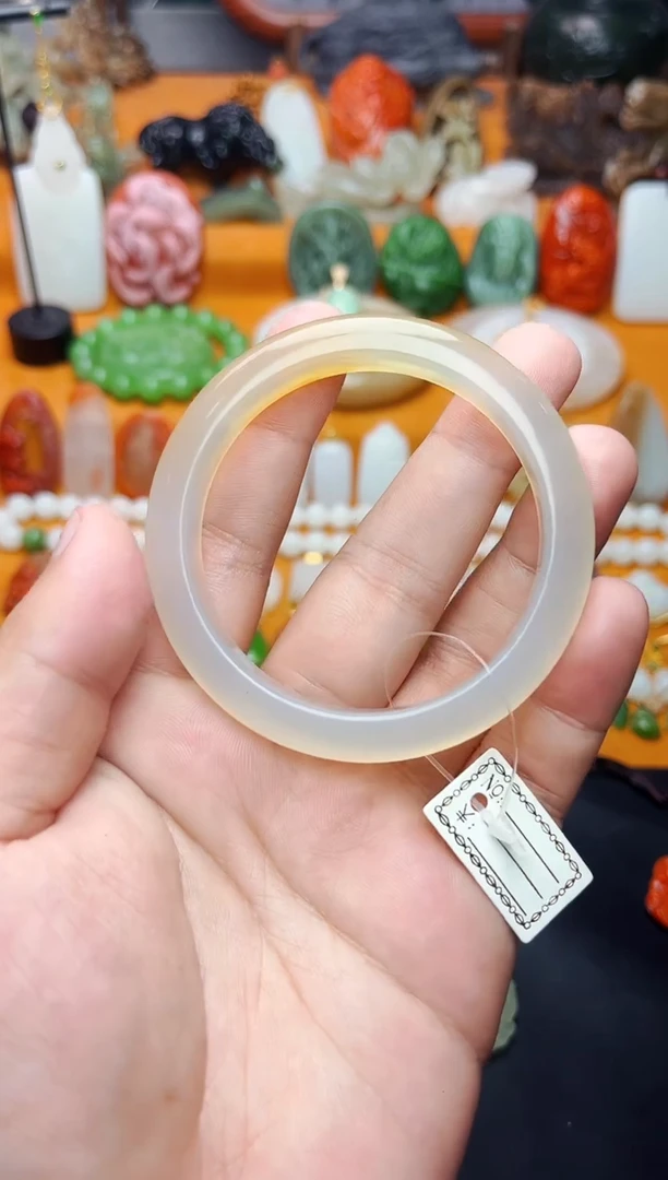 【闪购商品】玛瑙/玉髓手镯未镶嵌54.7圈口01