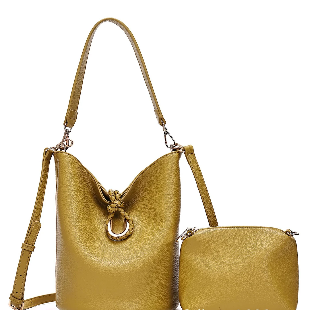 2025早春新款大容量水桶包小众设计复古单肩包时尚百搭斜挎女包包