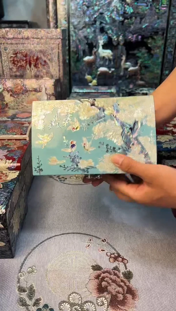 按扣绒布底·弘贝雅螺钿漆器文化馆
