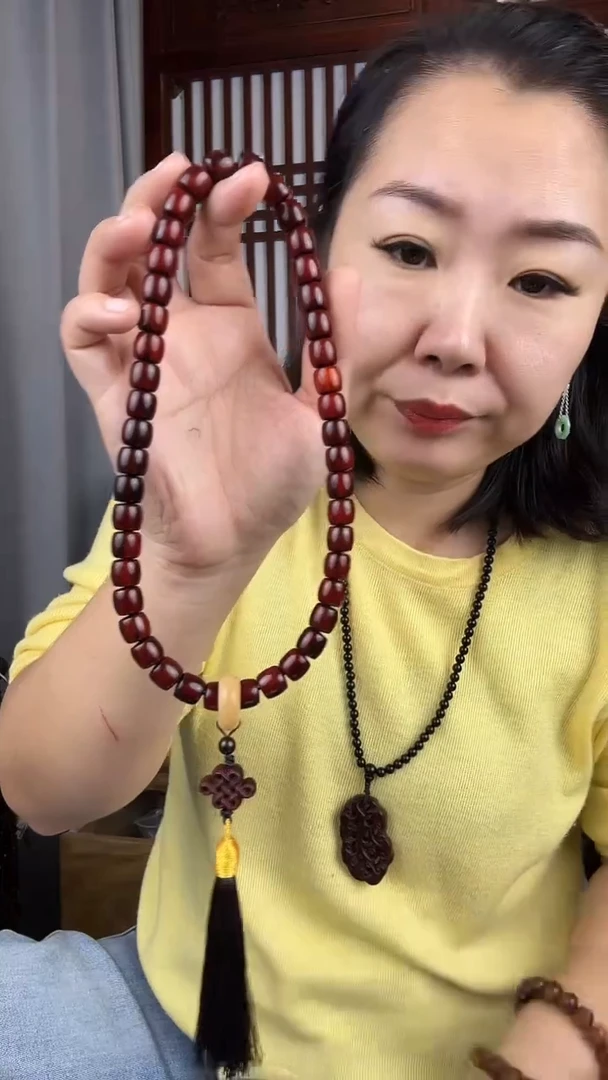 檀香紫檀（小叶紫檀）小叶紫檀卡0910桶珠手持