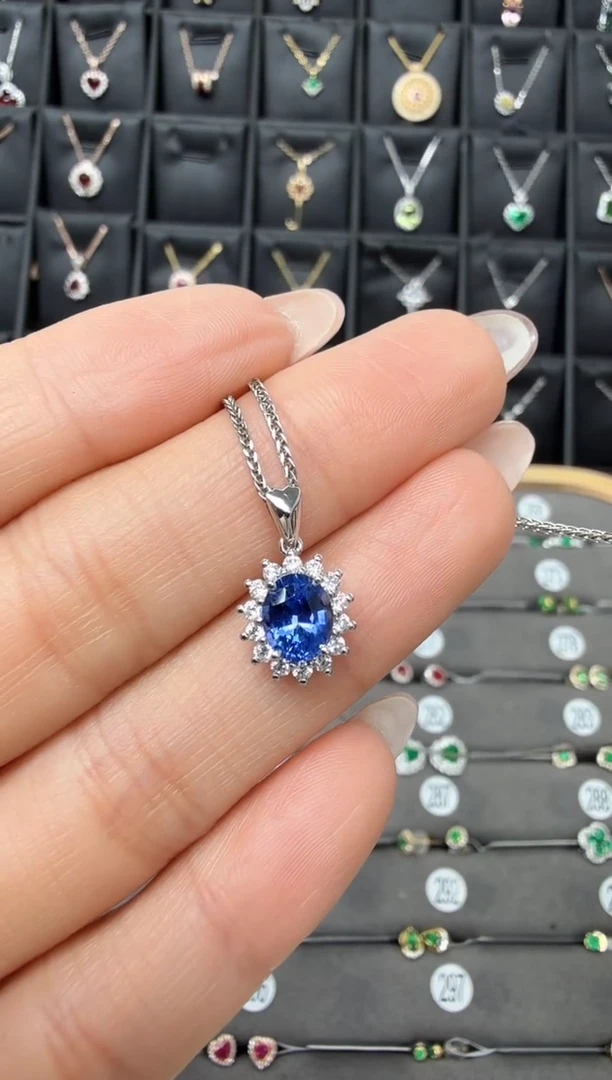 吊坠(不含链)蓝宝石18K金镶嵌主石1.04克拉