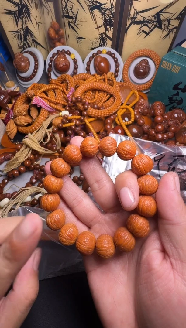 手串橄榄核雷*托猴头土豪