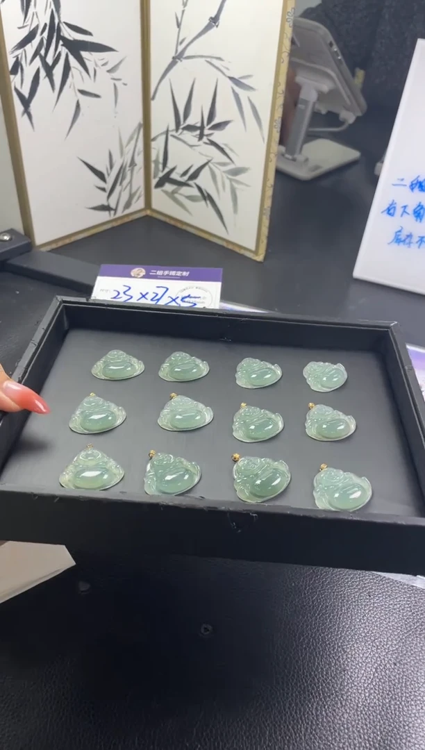 18K金镶嵌挂件翡翠冰底油青佛公FL17多样性发其一CP配绳