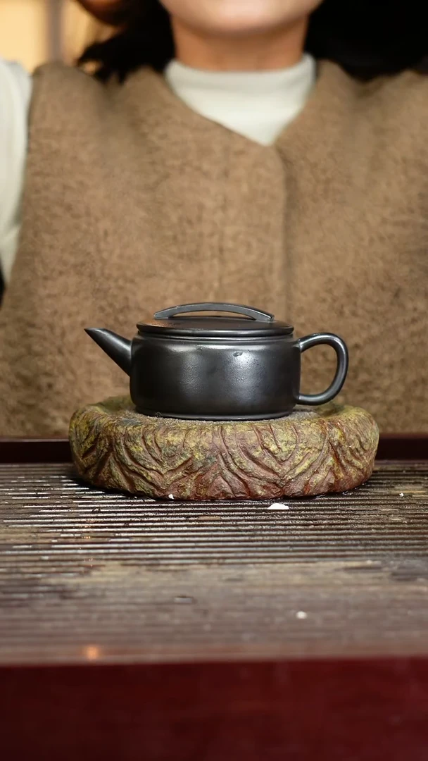 宜兴原矿紫砂壶茶壶宜兴原矿紫砂壶茶壶130C