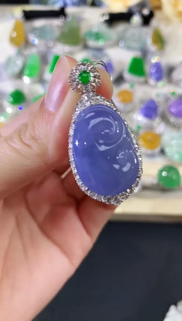 吊坠(不含链)18K金镶嵌翡翠165|39800