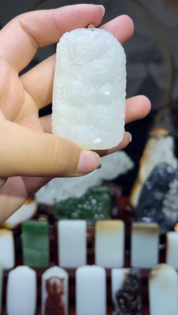 【闪购商品】和田玉吊坠未镶嵌81