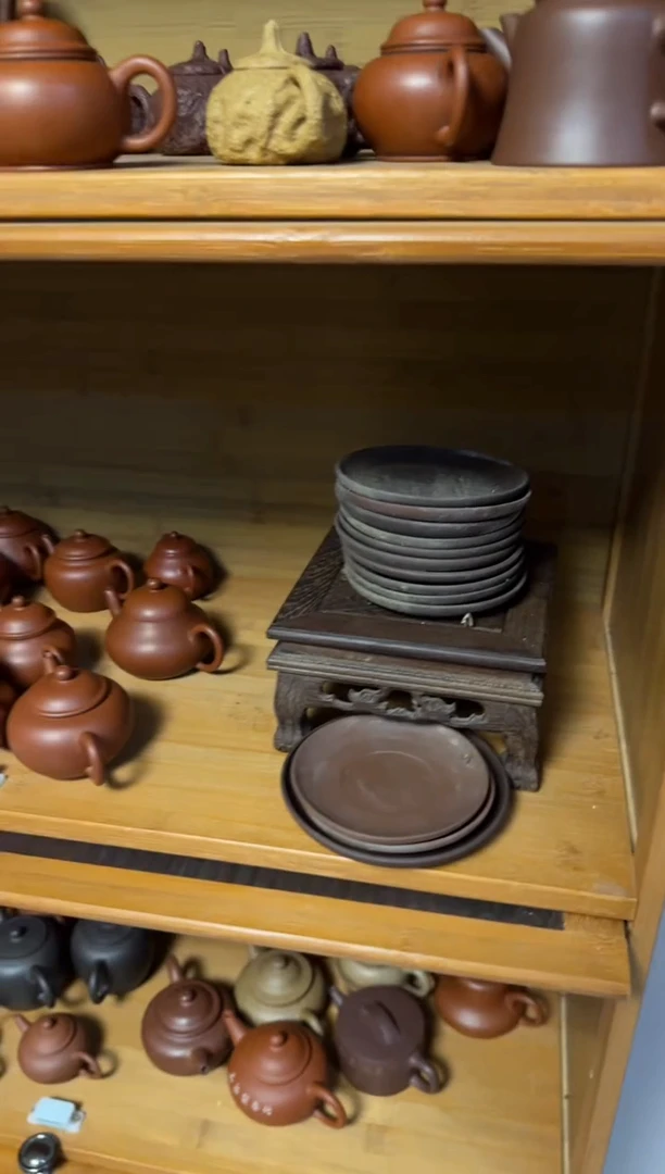 茶壶紫砂阿***掌紫泥盘子一个