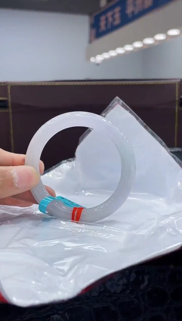 未镶嵌手镯翡翠8