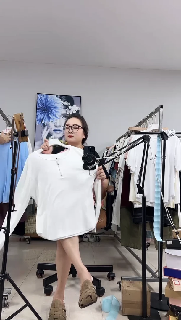 2651              女装孤品清货