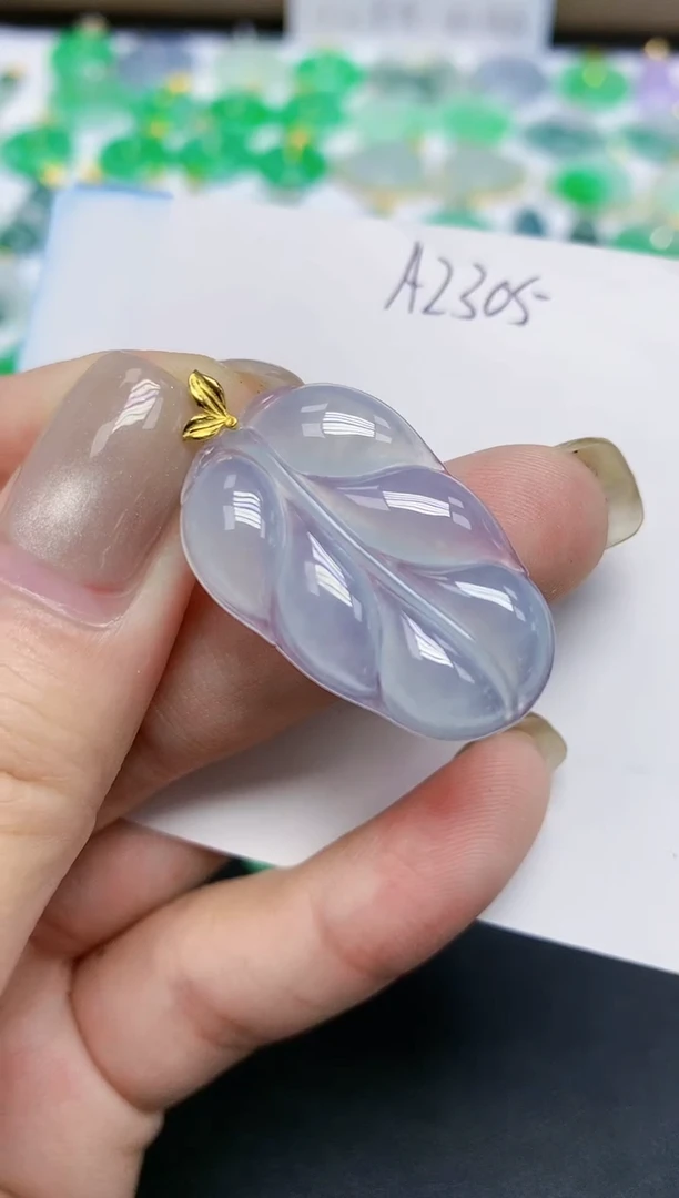 颈饰18K金镶嵌翡翠天然缅甸翡翠A货翡翠百元以上9元证书费自理