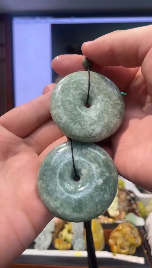 【闪购商品】岫玉吊坠未镶嵌·