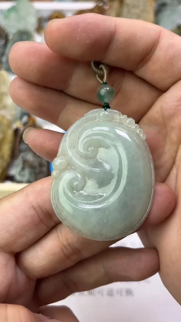 颈饰未镶嵌翡翠枫*晚天然翡翠