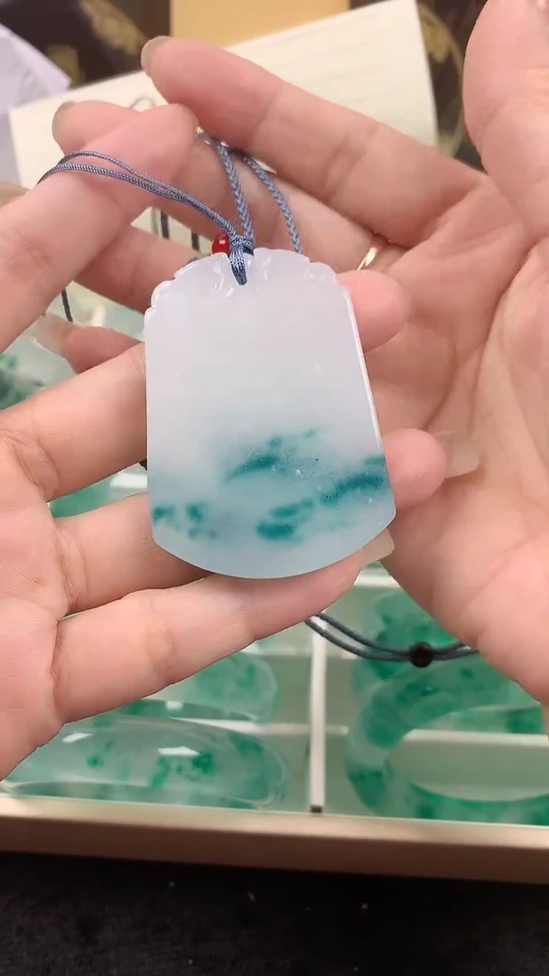玛瑙/玉髓颈饰未镶嵌无事牌
