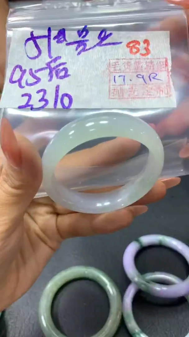未镶嵌定制翡翠9****姐83毛货需精细抛光定制+多样性发1+2310