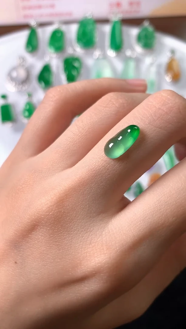 未镶嵌定制翡翠裸石（镶嵌定制）