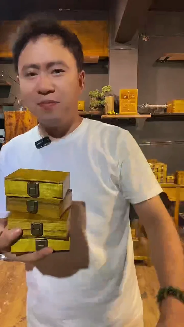 木金丝楠木制品10*7盒子一个