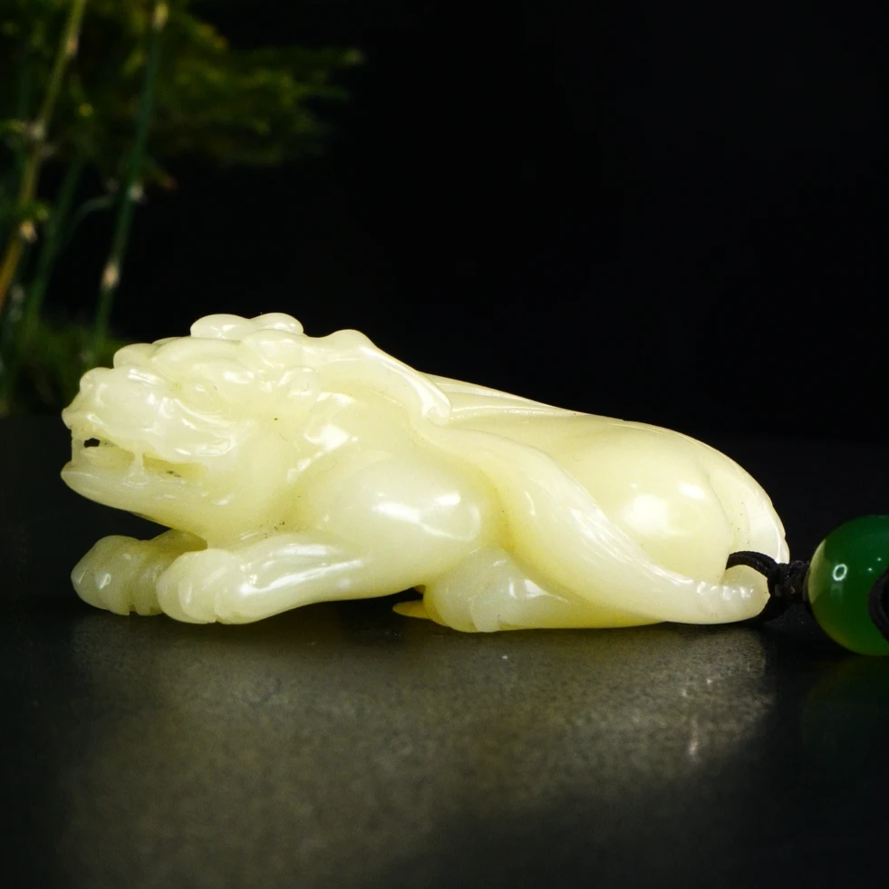 27寿山石芙蓉貔貅手把件60克6.7x2.8x2.6cm，2ET