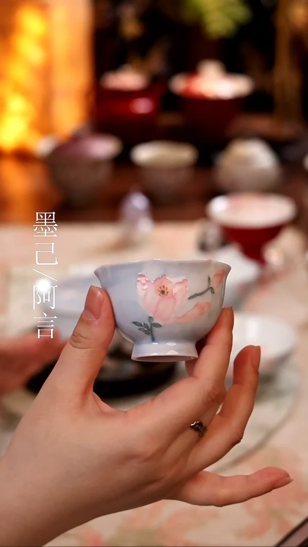 有田烧-雾漫玉兰-花口高足茶杯