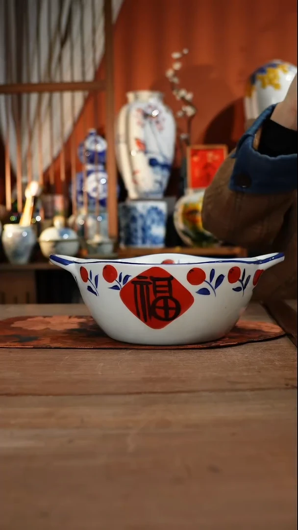 当代高温釉下彩手绘陶瓷餐具