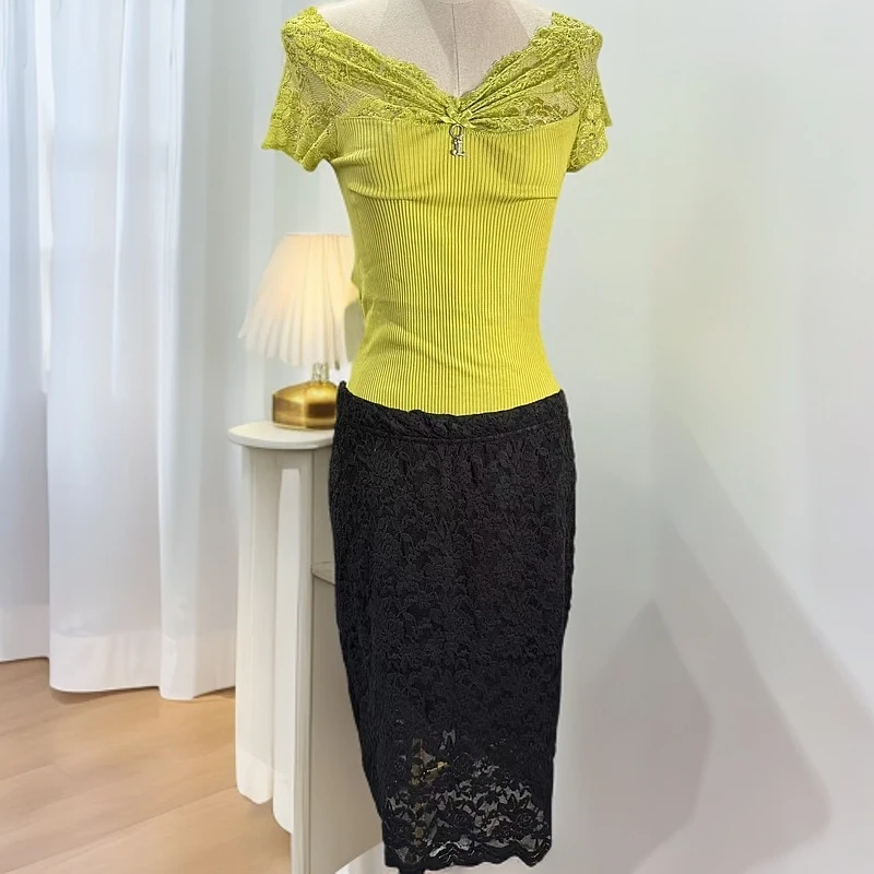 蕾丝半裙，修身型，黑白两色，气质轻奢性感包臀女神时尚显瘦夏季