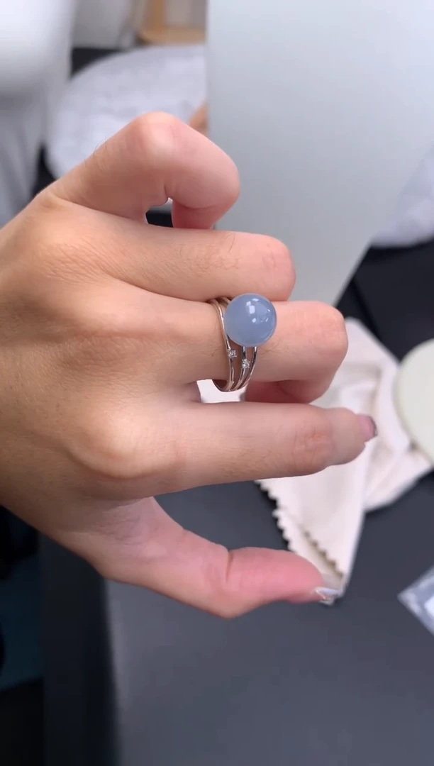 18K金镶嵌定制翡翠48小时鉴赏期 退货不扣服务费