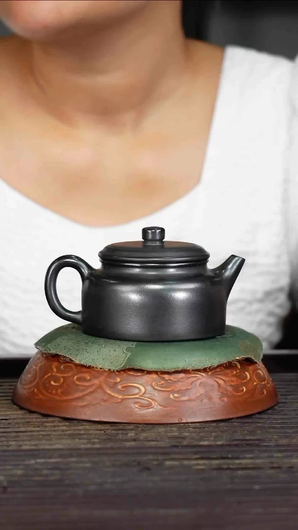 宜兴原矿紫砂壶茶壶宜兴原矿紫砂壶茶壶150C