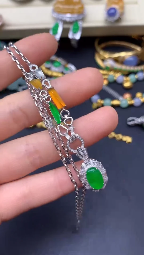 颈饰18K金镶嵌翡翠314-雪姐翡翠天天见