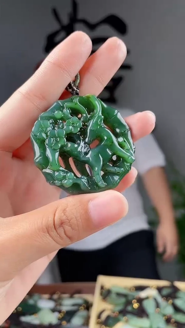 和田玉未镶嵌颈饰拍一发一，多样性发货