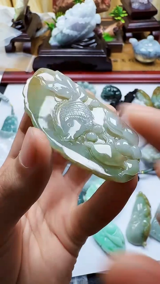 吊坠(不含链)未镶嵌翡翠1