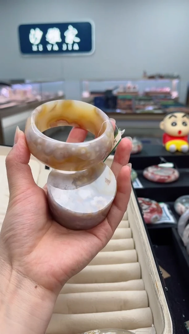 石英质玉手镯未镶嵌58圈口（赠品镯心）3650282