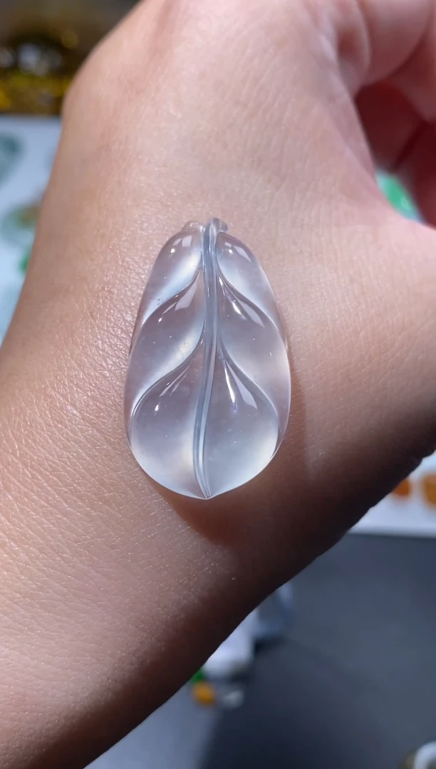 未镶嵌定制翡翠叶子