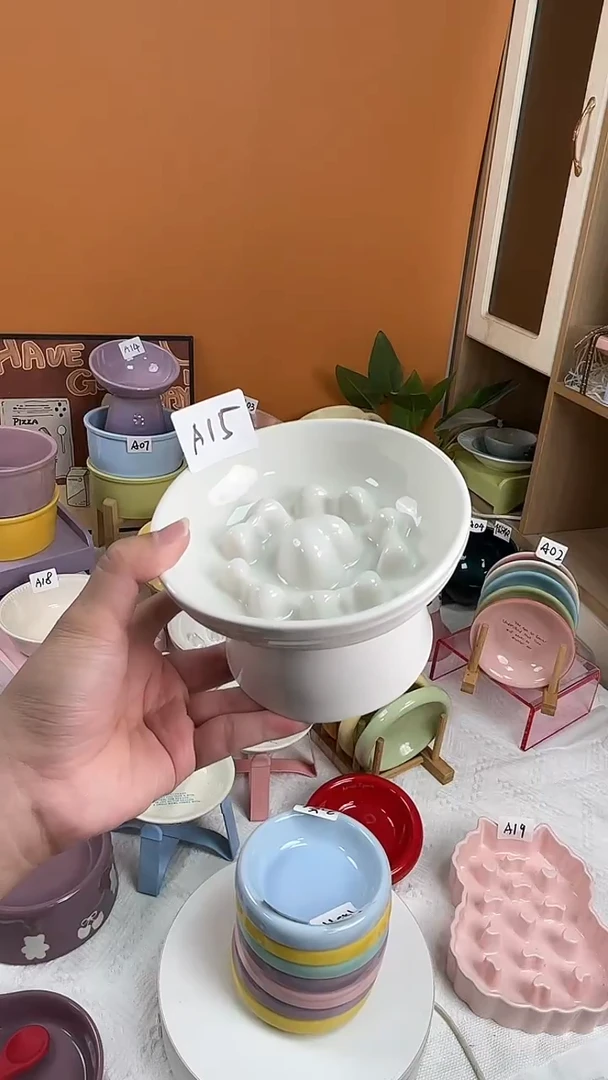 A15  白色默认微瑕