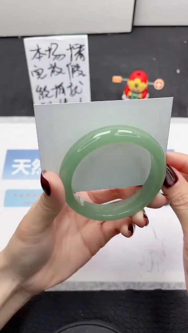 【闪购商品】石英质玉手镯未镶嵌L92-58.2