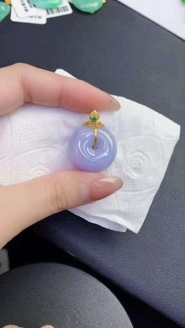 颈饰18K金镶嵌翡翠缅甸天然翡翠a货