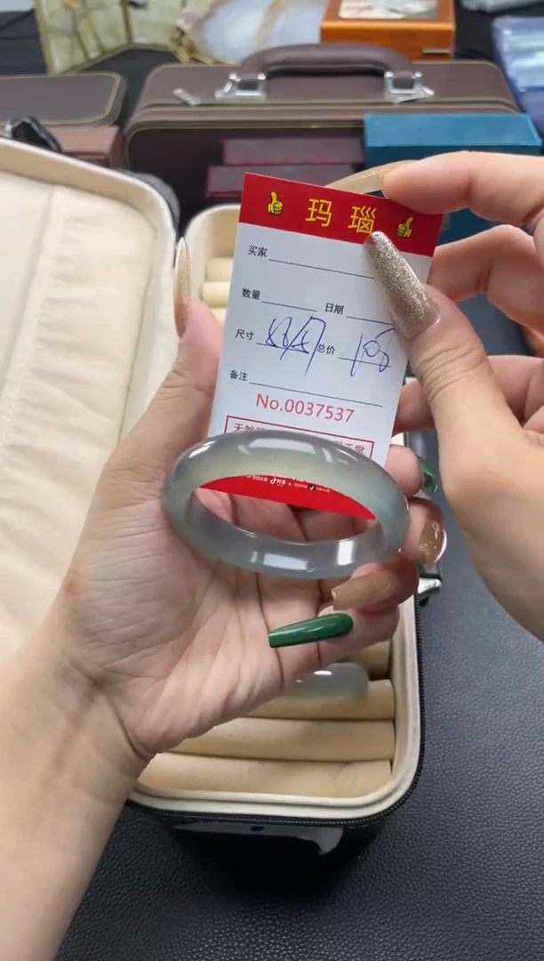 【闪购商品】玛瑙/玉髓手镯未镶嵌37537
